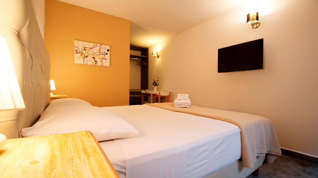 Puerto Tigre Aparthotel Bagian luar foto